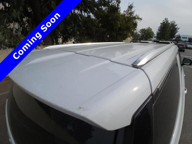 Used 2023 GMC Yukon XL Denali image 4