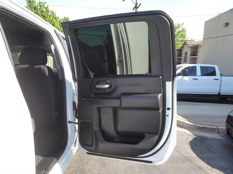 Used 2023 Chevrolet Silverado 2500 LT AWD/4WD image 32