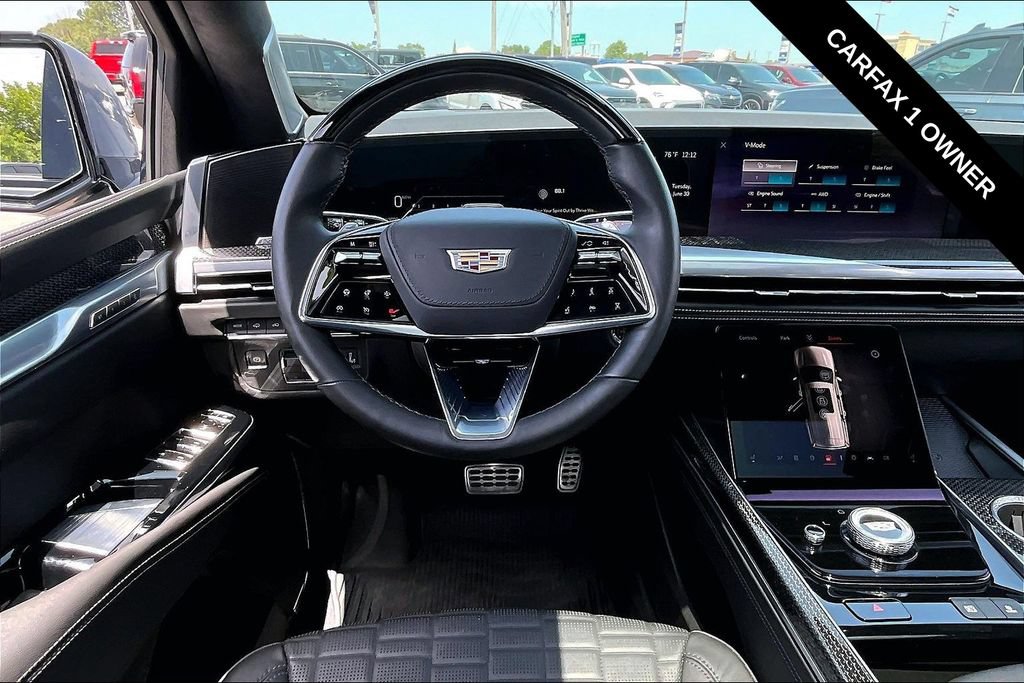 Used 2025 Cadillac Escalade V AWD/4WD image 11