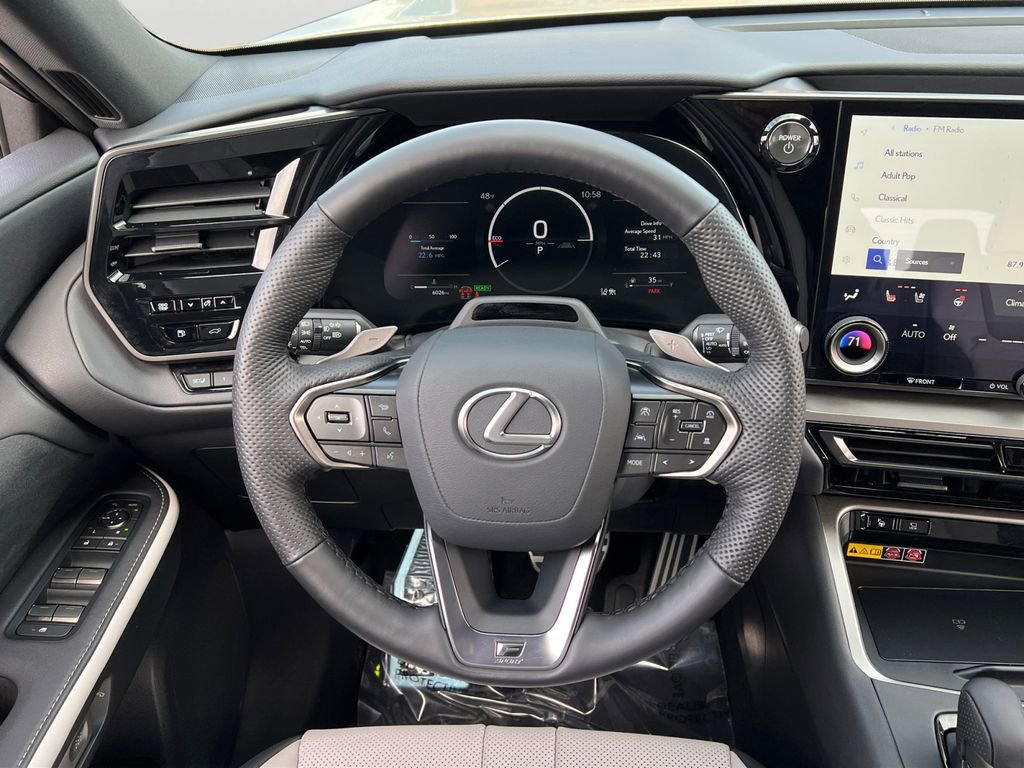 Certified 2026 Lexus TX 500h AWD w/ Technology Package image 18