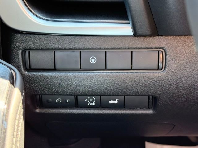 New 2026 Nissan Rogue SV w/ Cold Weather Package AWD/4WD image 30