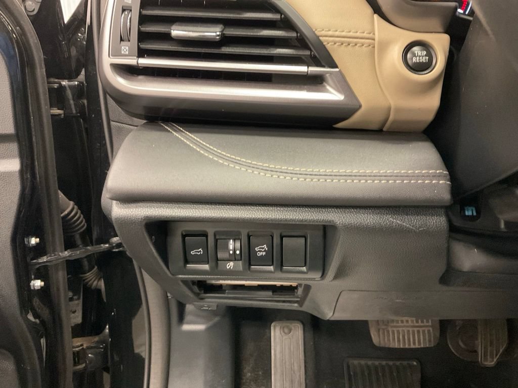 Used 2023 Subaru Outback Limited XT w/ Popular Package #2 AWD/4WD image 22