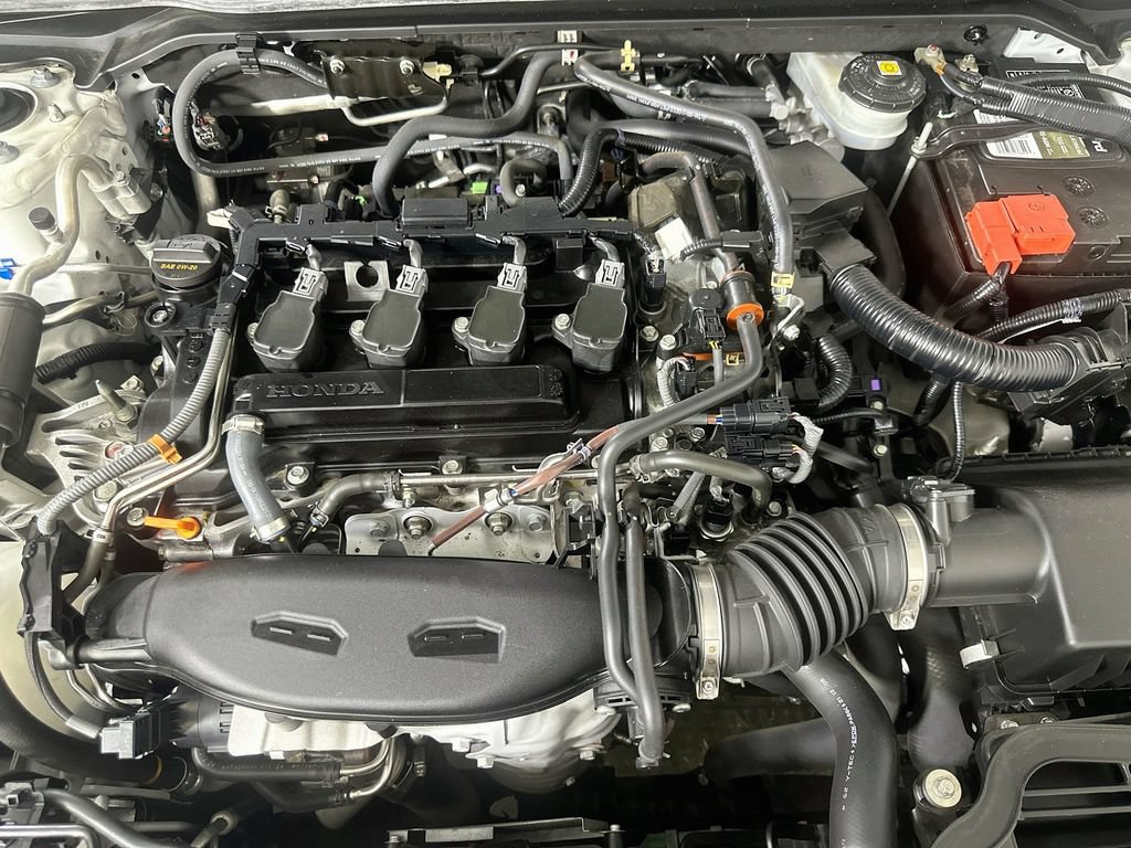 Used 2022 Honda Civic Touring image 9