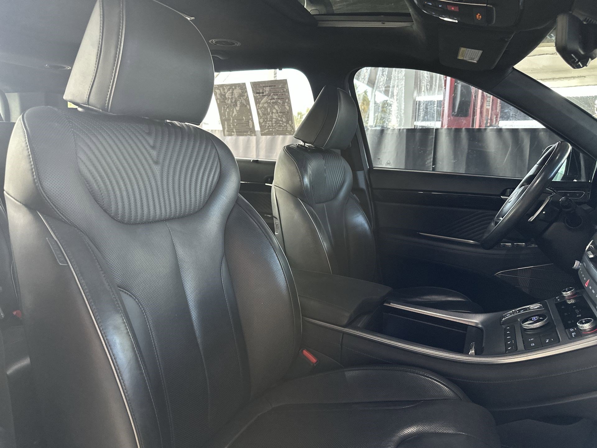 Used 2023 Hyundai Palisade Calligraphy image 27