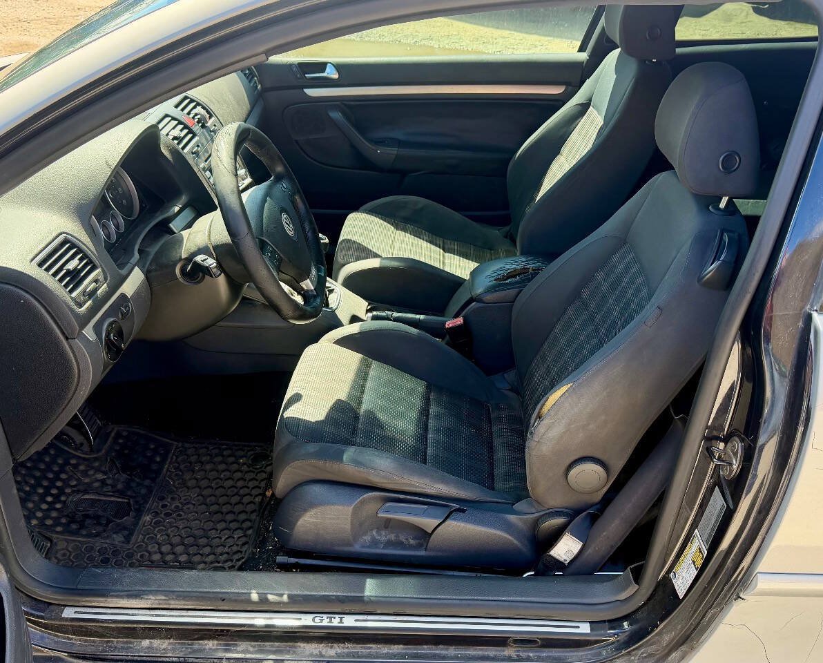 Used 2009 Volkswagen GTI 2-Door FWD image 14
