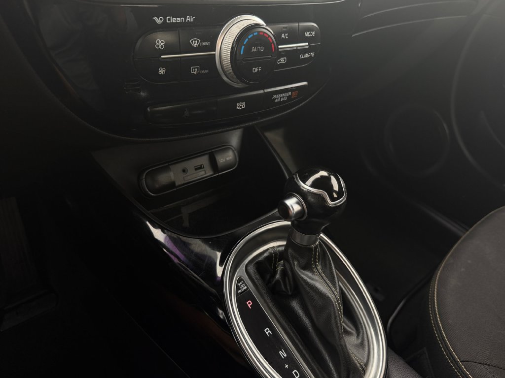 Used 2014 Kia Soul + w/ Audio Package FWD image 22
