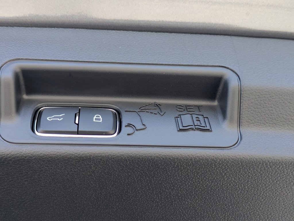 New 2026 Ford Explorer ST-Line w/ ST-Line Street Pack RWD image 14