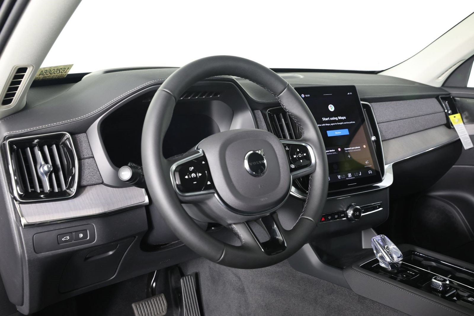 New 2026 Volvo XC90 T8 Ultra w/ Protection Package AWD/4WD image 8
