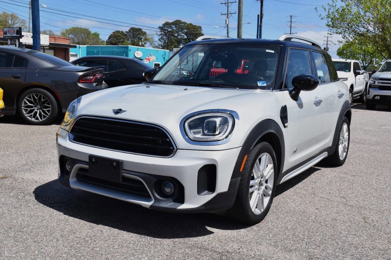 Used 2022 MINI Cooper Countryman ALL4 AWD/4WD image 2