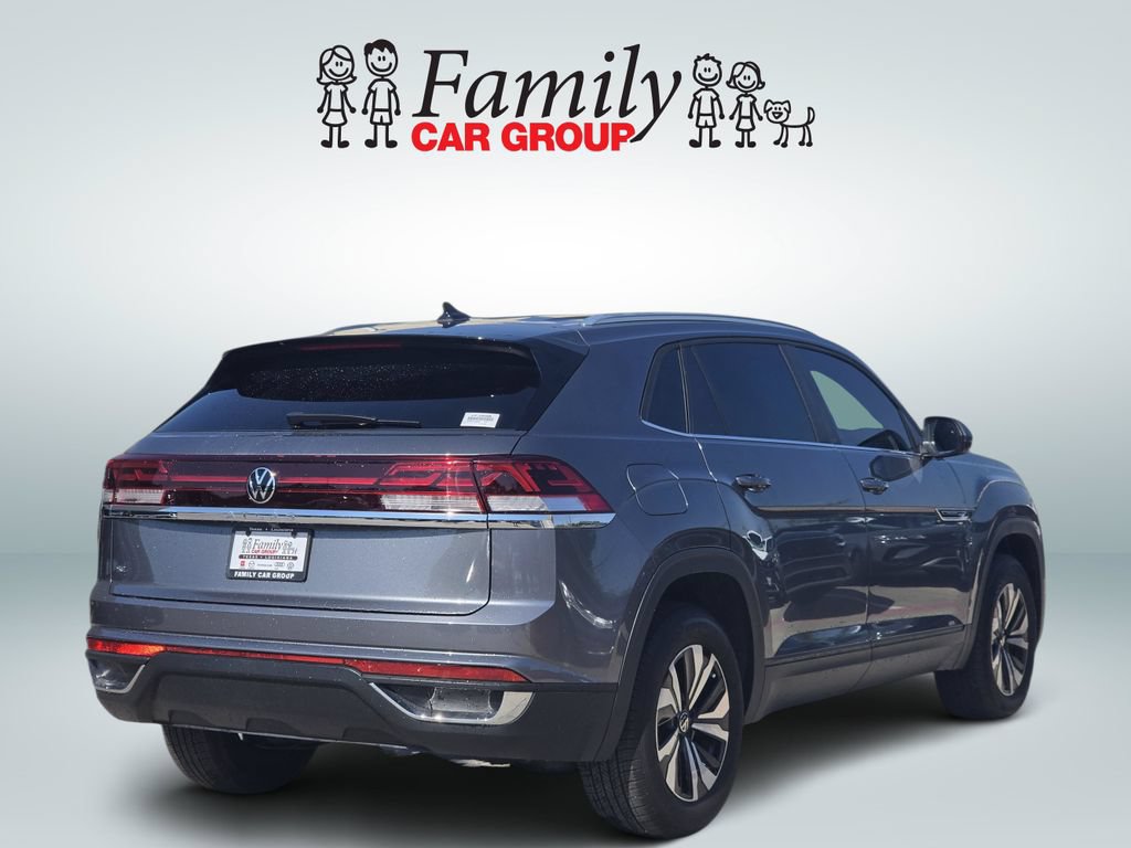 Used 2025 Volkswagen Atlas Cross Sport SE FWD image 4