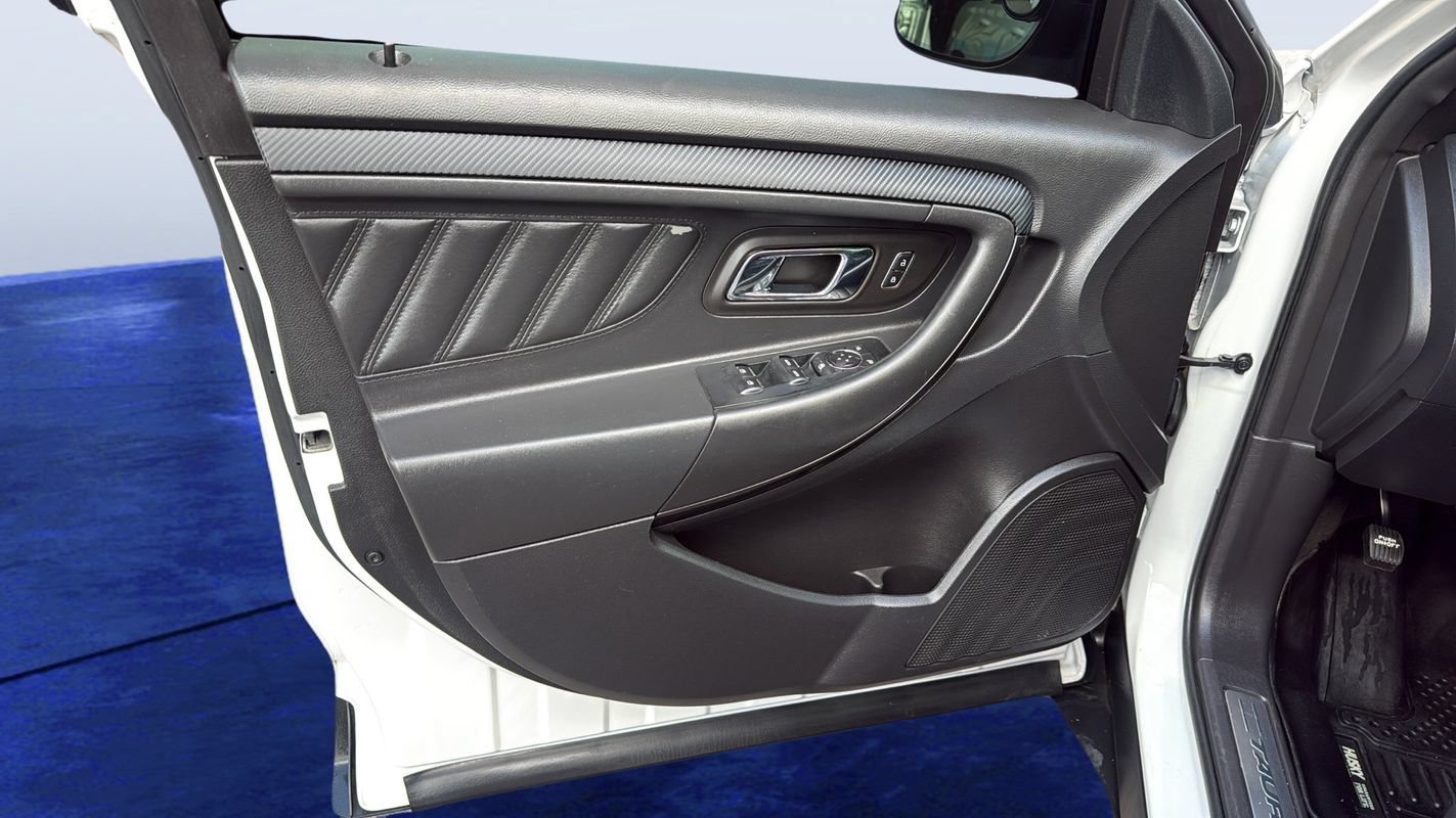Used 2013 Ford Taurus SHO AWD/4WD image 10