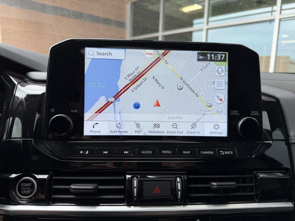 Used 2023 Nissan Pathfinder Platinum image 21