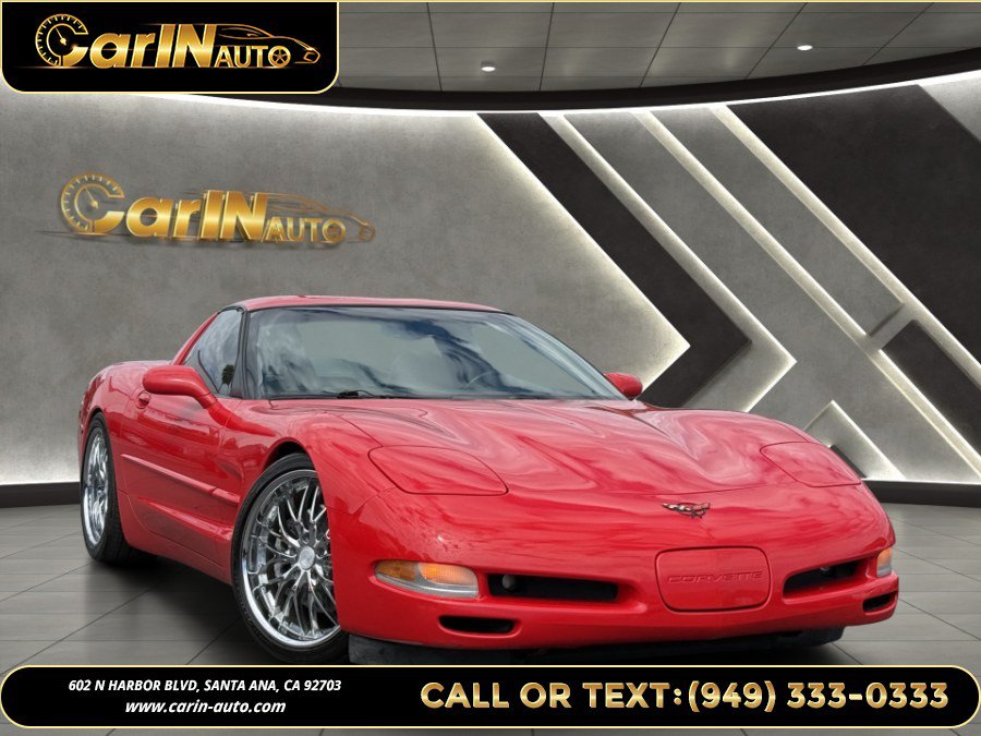 Used 2001 Chevrolet Corvette Coupe w/ Preferred Equipment Group1 RWD image 3