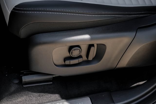 New 2026 Land Rover Discovery Sport Landmark AWD/4WD image 47