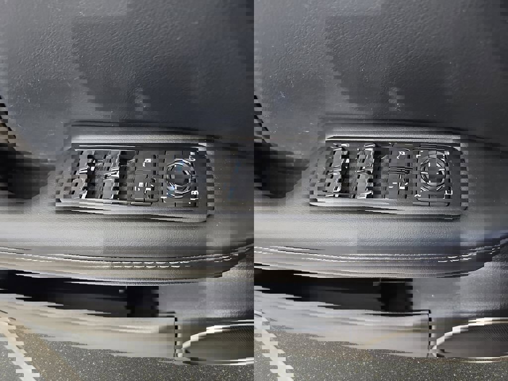 Certified 2021 Lexus RX 450h AWD w/ Premium Package image 31