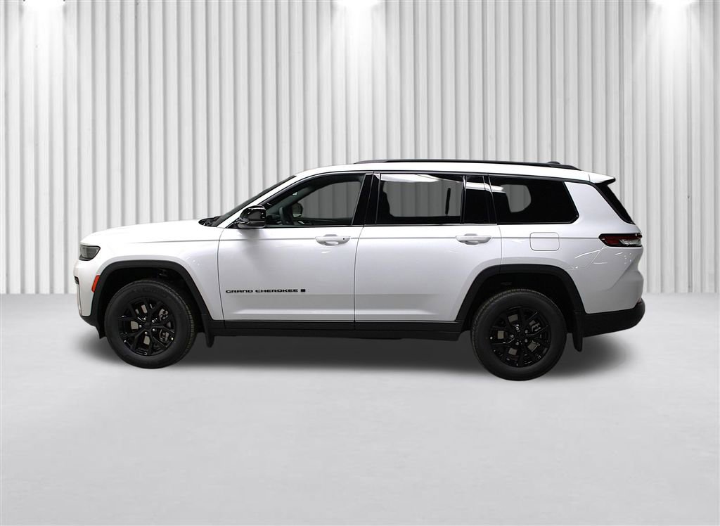 New 2026 Jeep Grand Cherokee L 4WD image 7