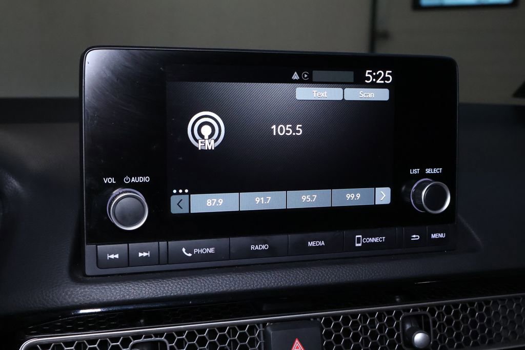 Used 2025 Honda Civic Sport image 26