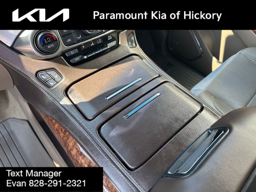 Used 2018 Chevrolet Suburban Premier AWD/4WD image 28