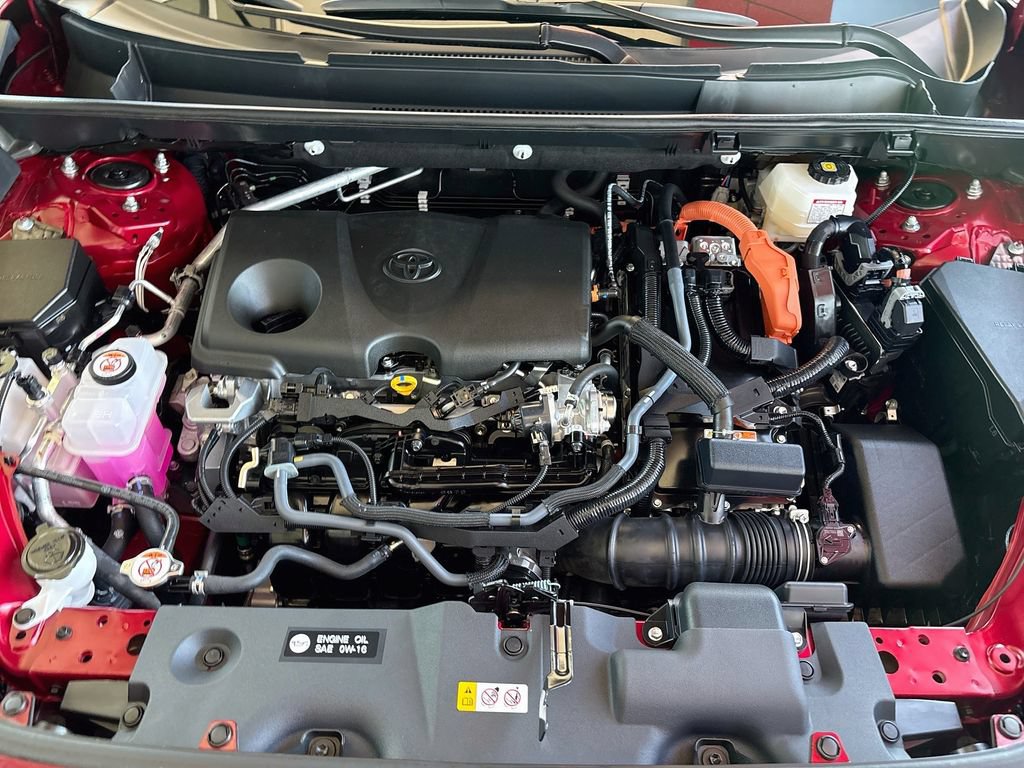 Certified 2025 Toyota RAV4 XLE AWD/4WD image 28