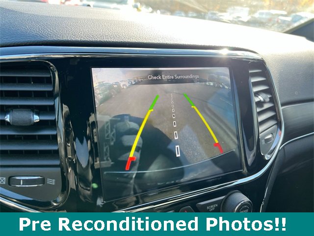 Used 2019 Jeep Grand Cherokee Limited image 15