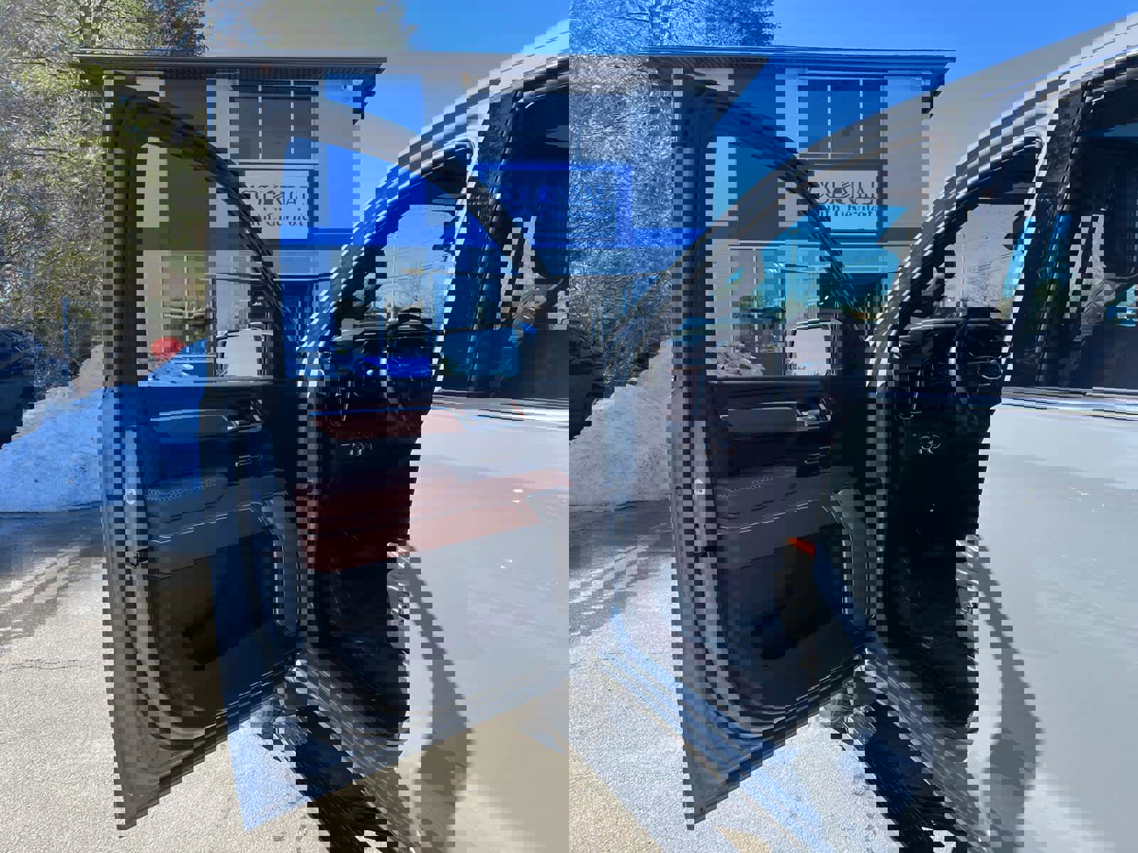 Certified 2025 GMC Sierra 1500 Denali Ultimate image 15