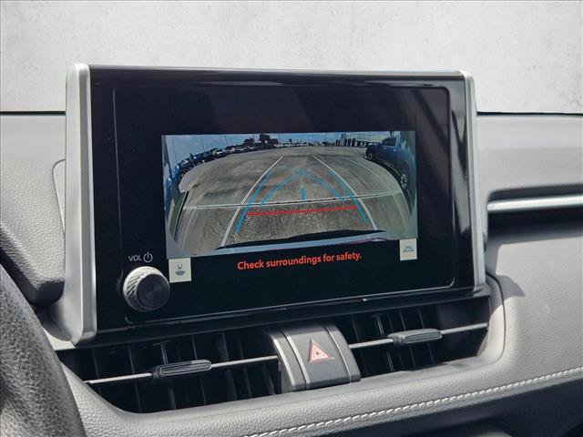 Used 2025 Toyota RAV4 LE AWD/4WD image 13