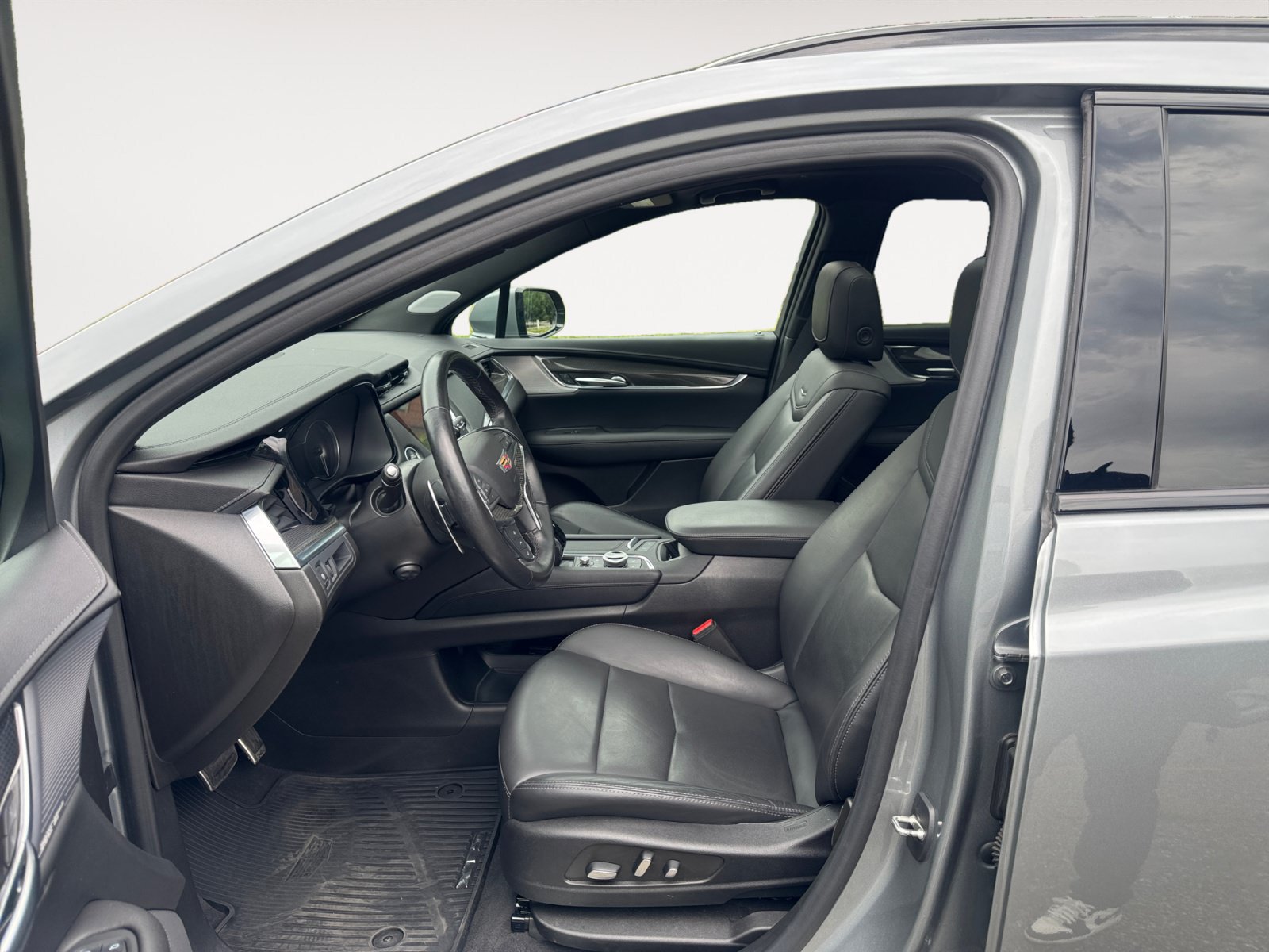Used 2023 Cadillac XT5 Sportv AWD/4WD image 14