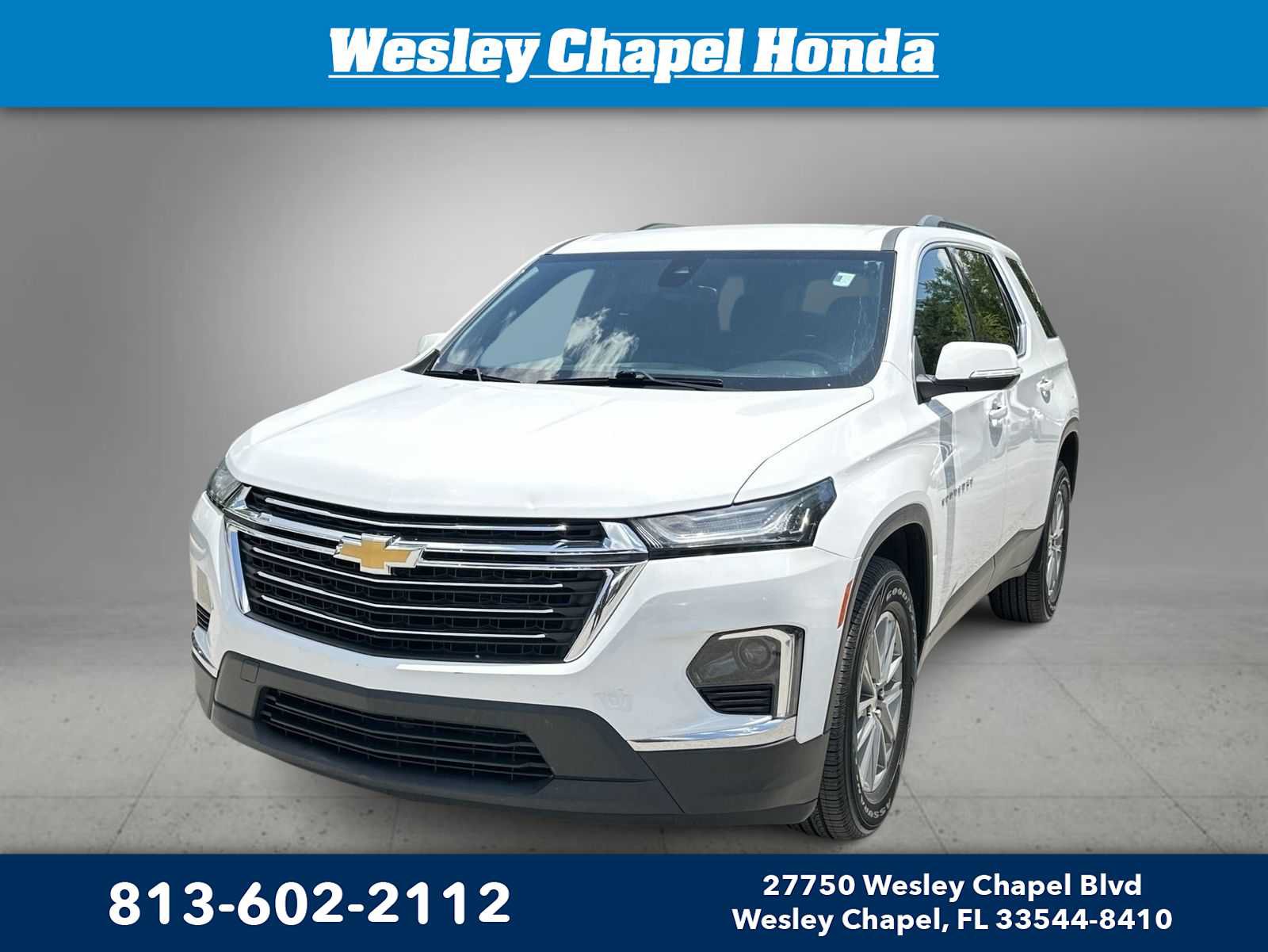 Used 2023 Chevrolet Traverse LT FWD image 1