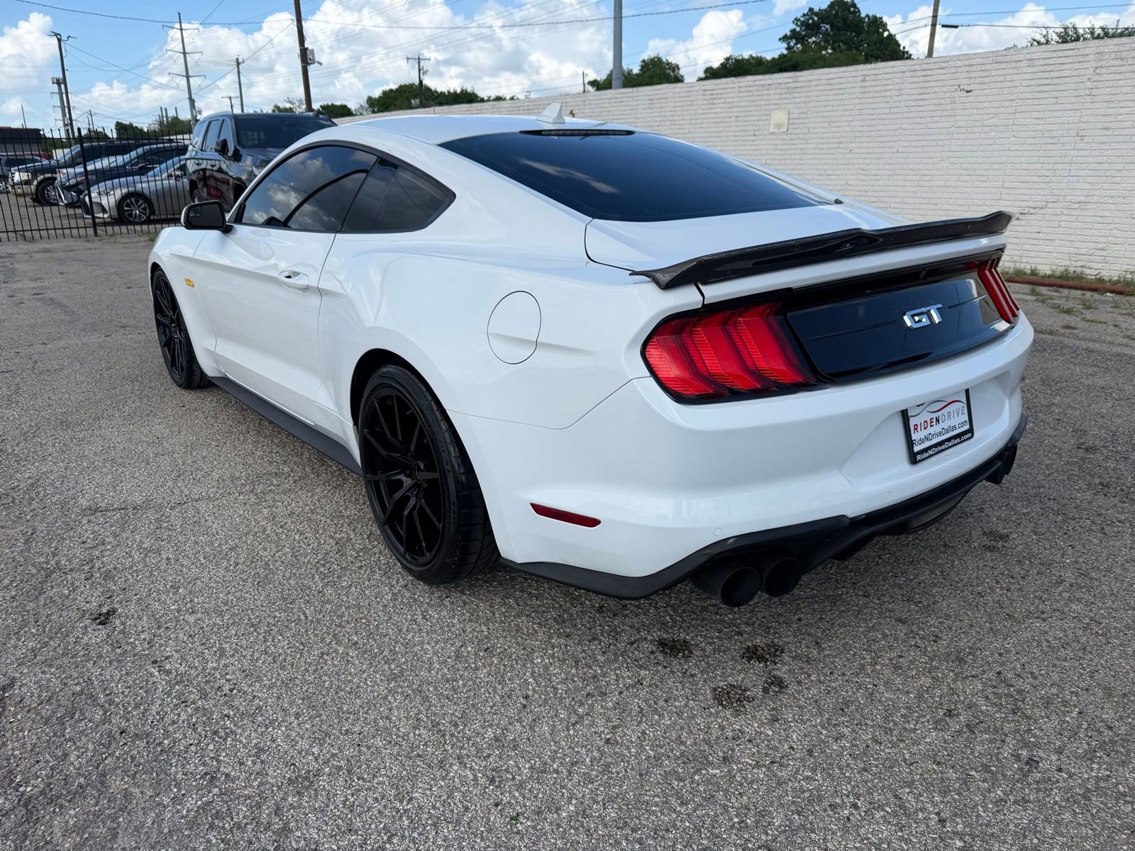 Used 2020 Ford Mustang GT RWD image 4