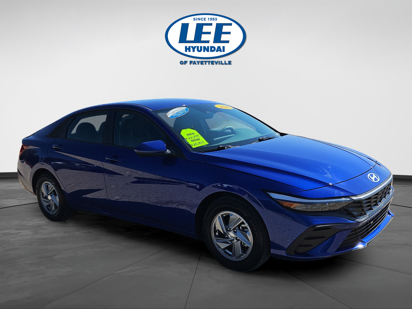 Certified 2026 Hyundai Elantra SE FWD image 1