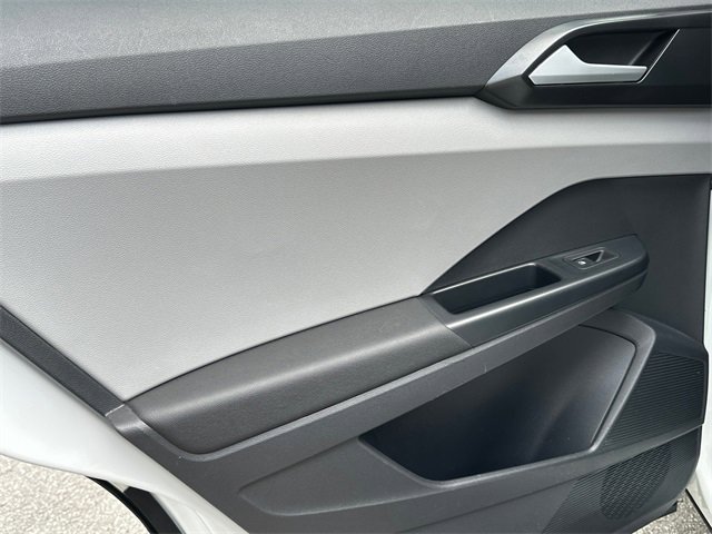 Used 2022 Volkswagen Taos SE image 12