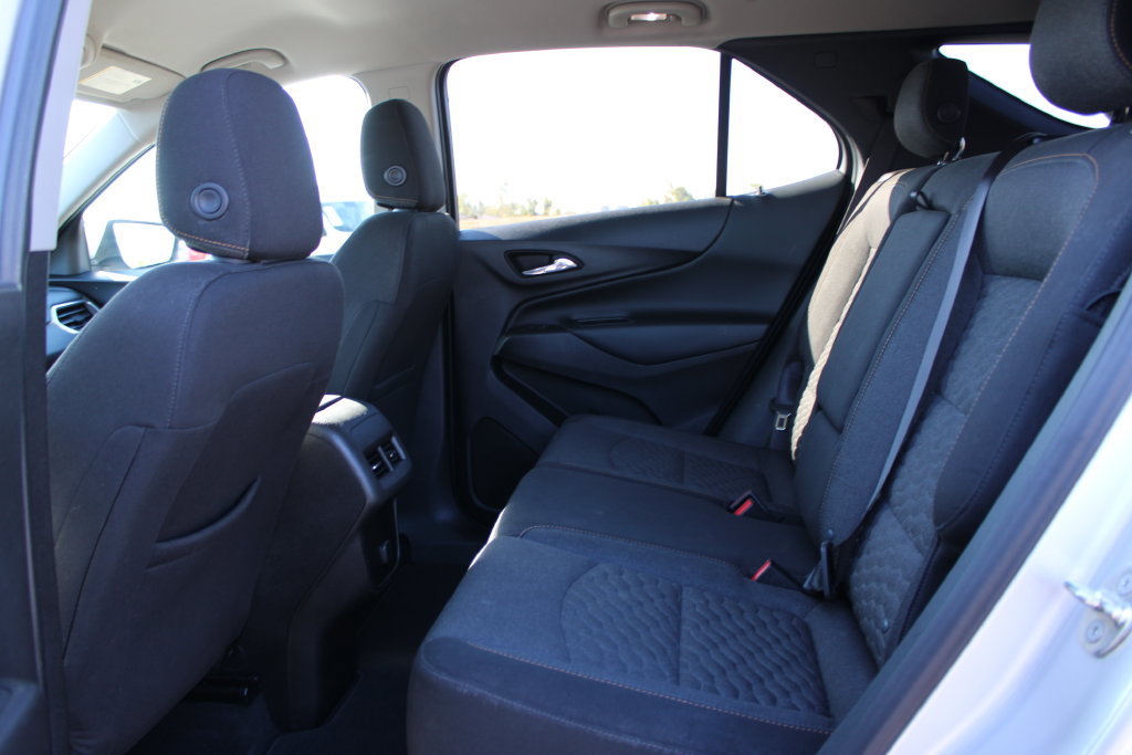 Used 2018 Chevrolet Equinox LT FWD image 26