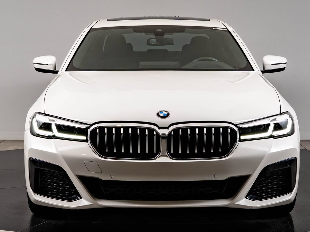 Used 2023 BMW 530i xDrive w/ M Sport Package AWD/4WD image 2