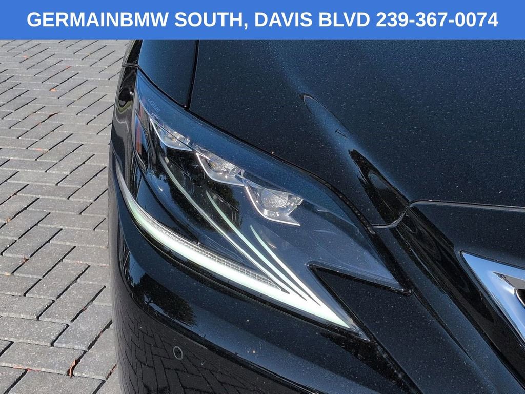 Used 2020 Lexus LS 500 w/ Interior Upgrade Package RWD image 11