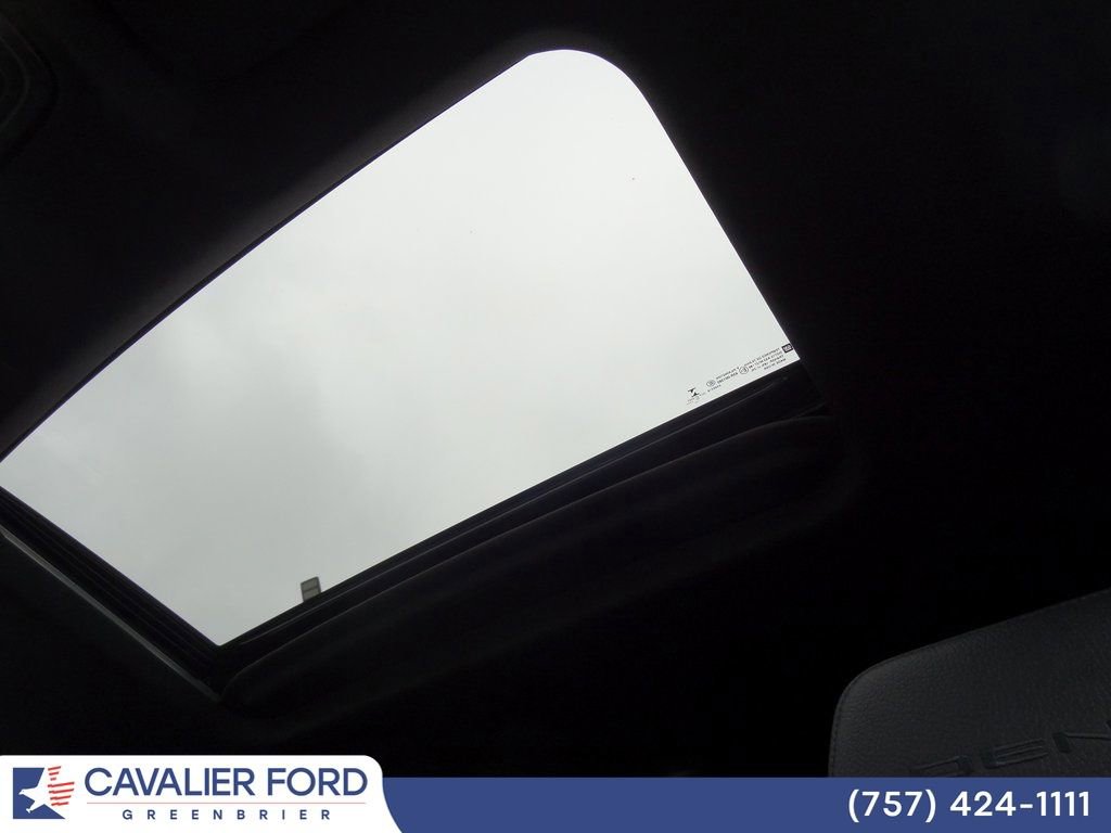 Used 2023 GMC Sierra 3500 Denali image 11