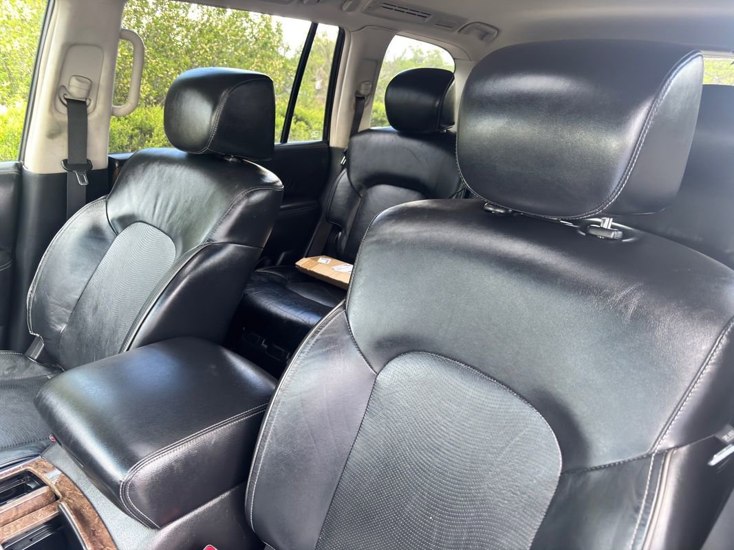 Used 2015 INFINITI QX80 Luxe w/ 22" Wheel Package AWD/4WD image 25