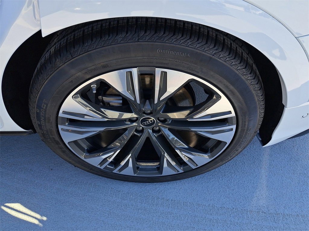 New 2026 Audi Q8 Premium Plus image 30