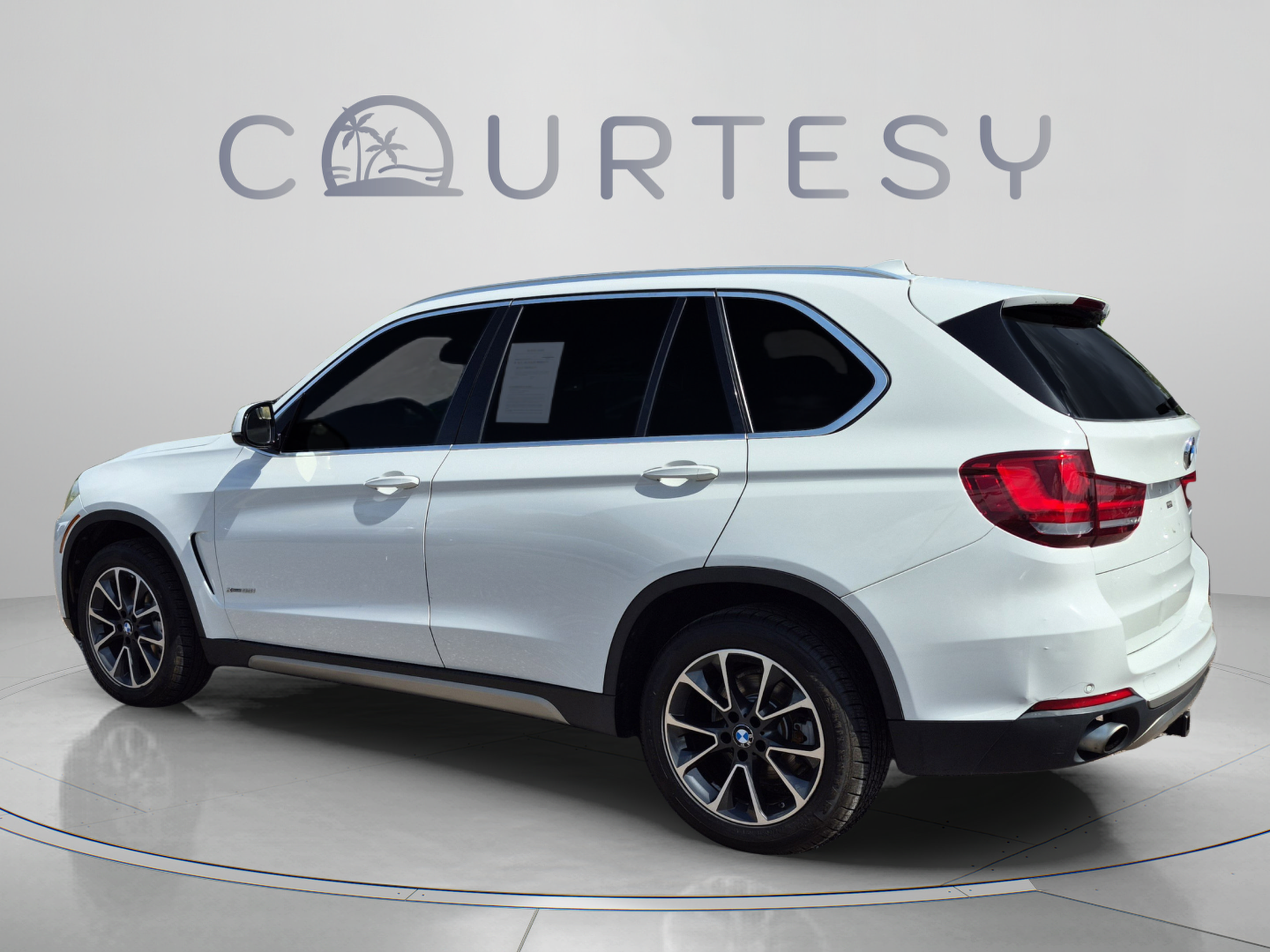 Used 2017 BMW X5 xDrive35i AWD/4WD image 3