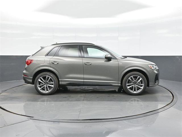 New 2025 Audi Q3 2.0T Premium image 8