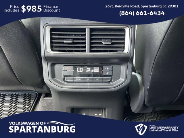 Used 2024 Volkswagen Atlas Peak Edition SEL image 15