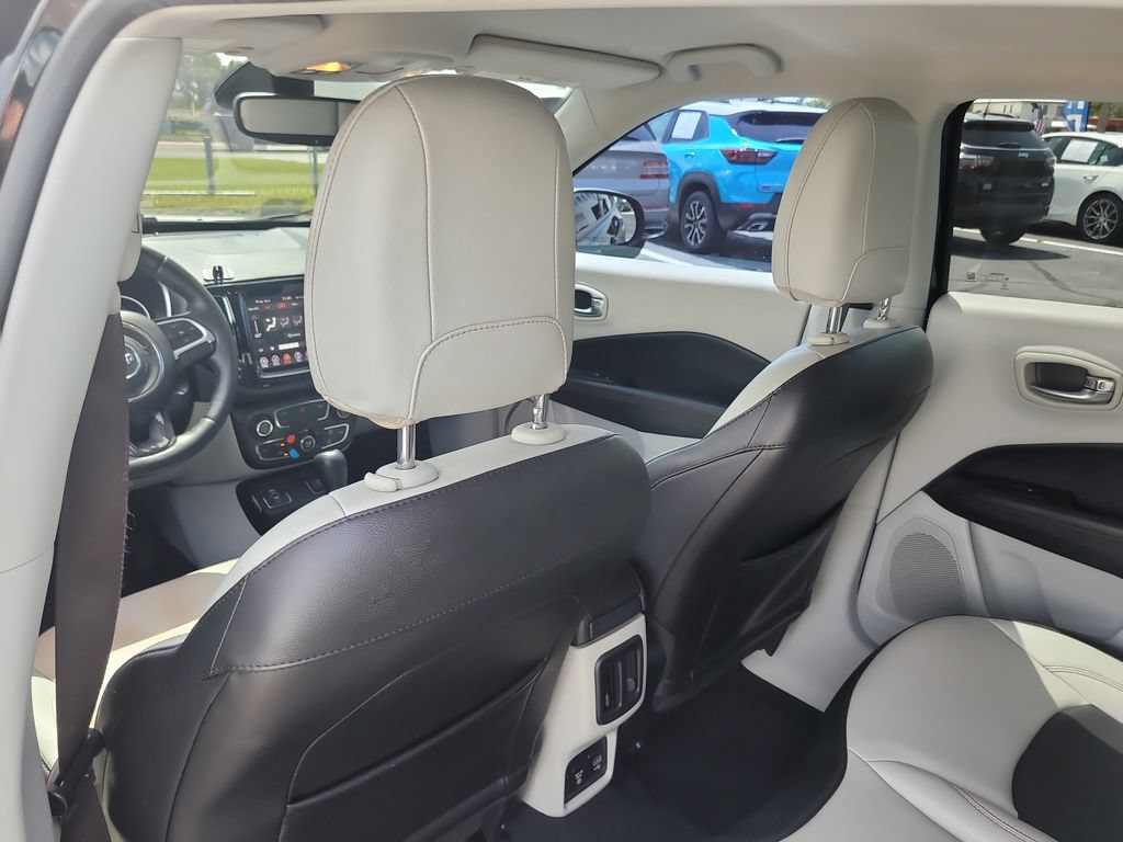 Used 2020 Jeep Compass Limited FWD image 10