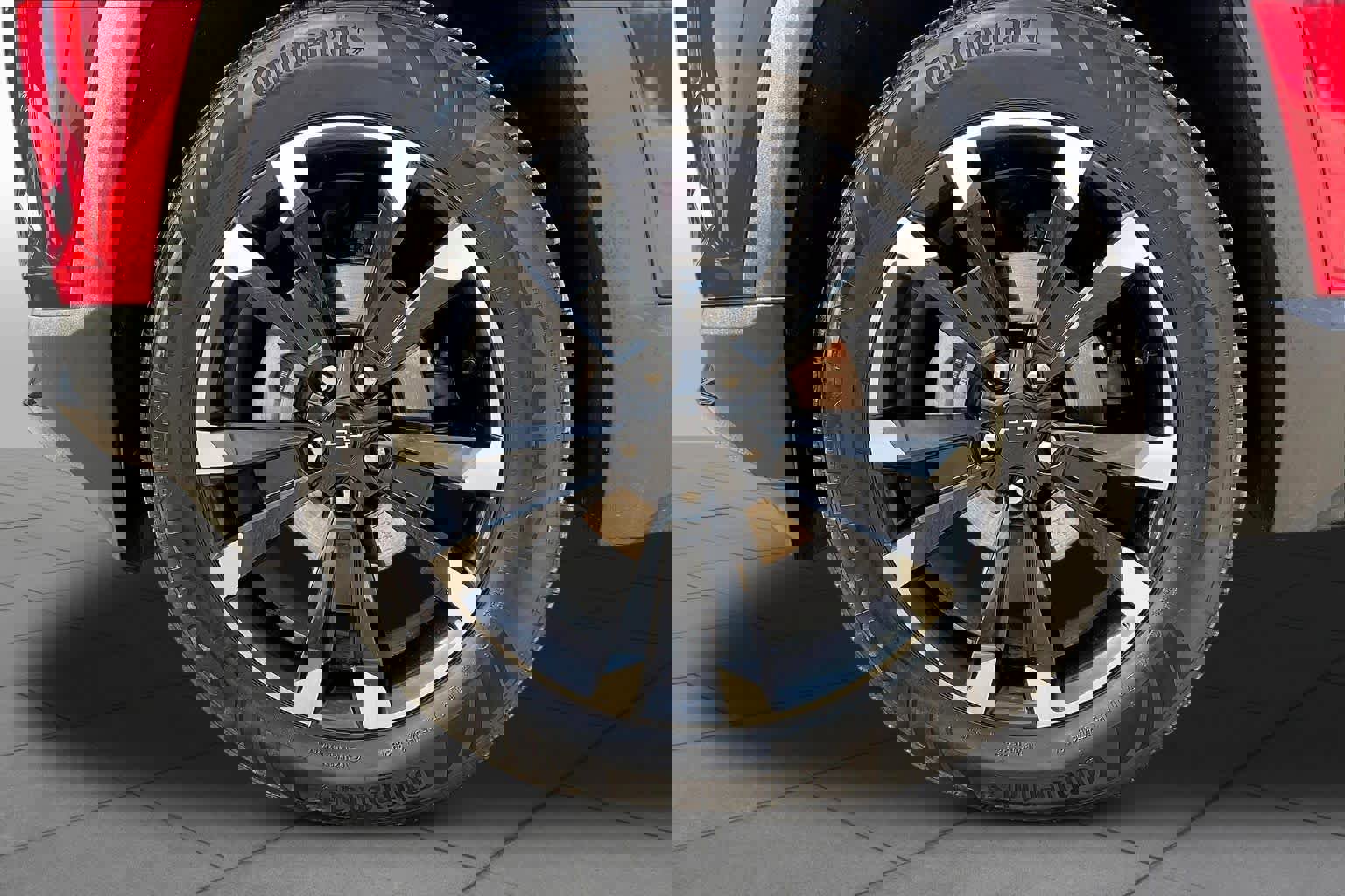 Used 2025 Chevrolet Equinox RS w/ Safety and Technology Package AWD/4WD image 11