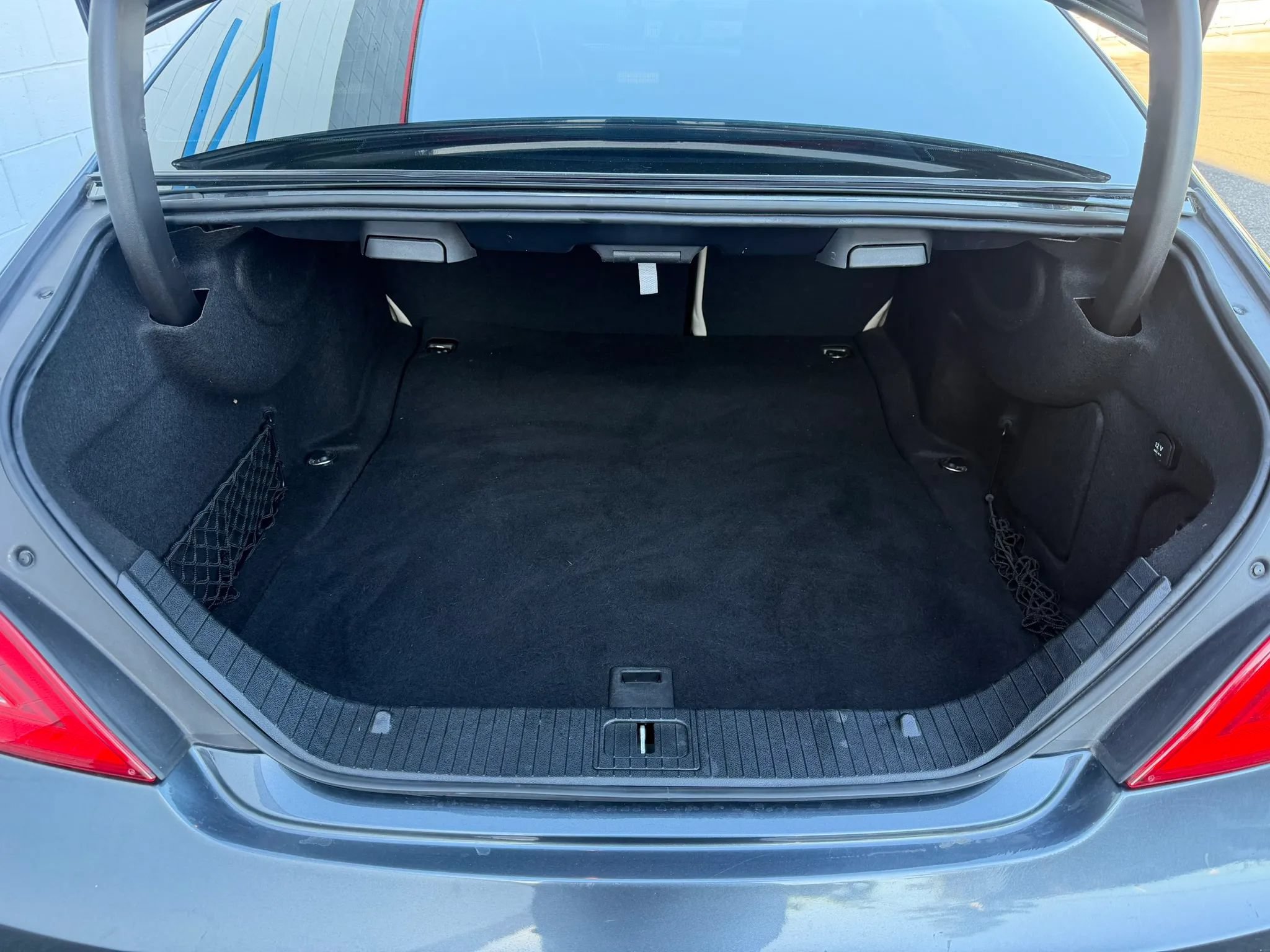 Used 2012 Mercedes-Benz CLS 550 image 21