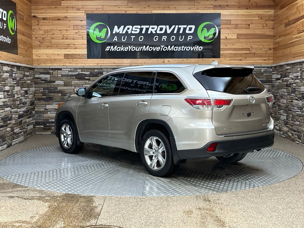 Used 2015 Toyota Highlander Limited AWD/4WD image 8