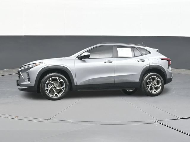 Used 2024 Chevrolet Trax LT w/ Driver Confidence Package FWD image 62