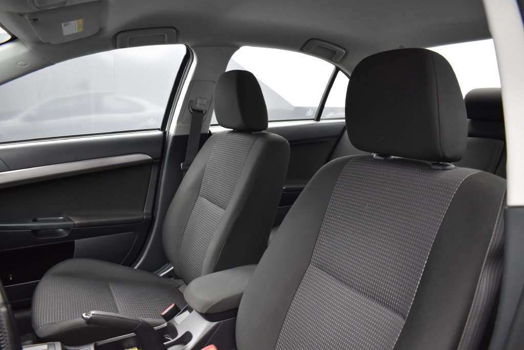 Used 2009 Mitsubishi Lancer ES FWD image 12