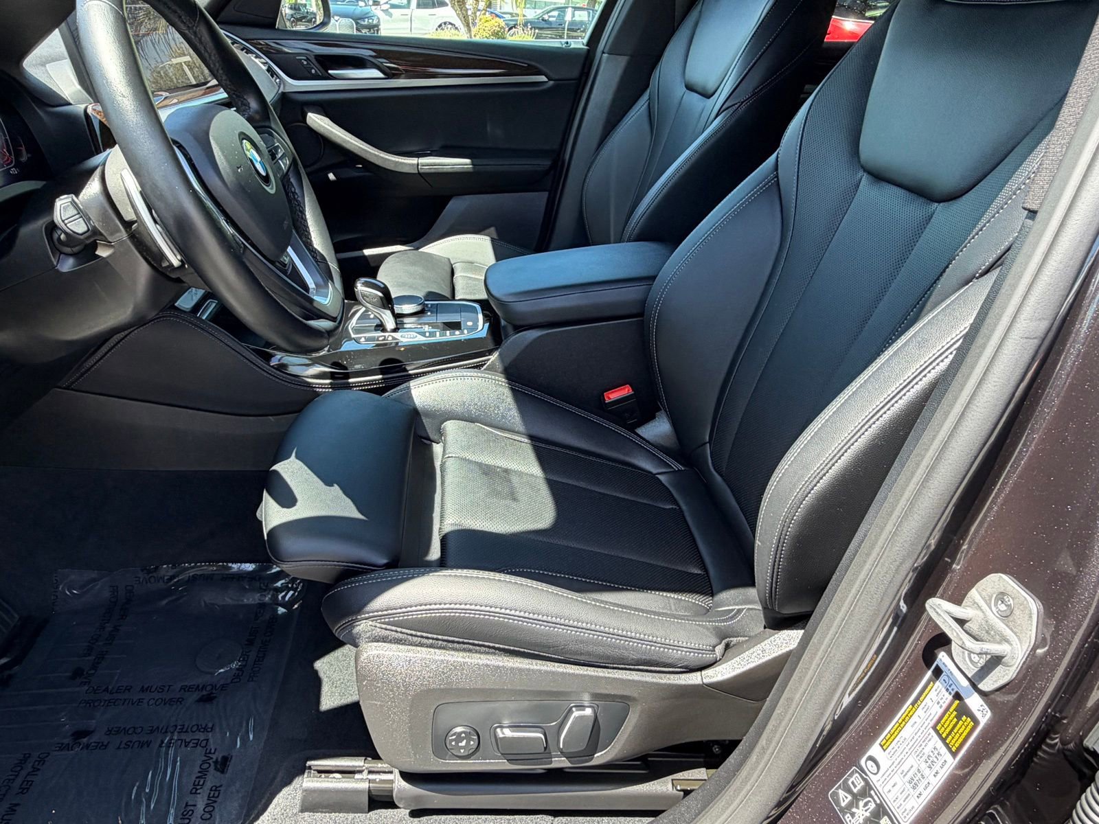 Used 2025 BMW X4 xDrive30i w/ Premium Package AWD/4WD image 23