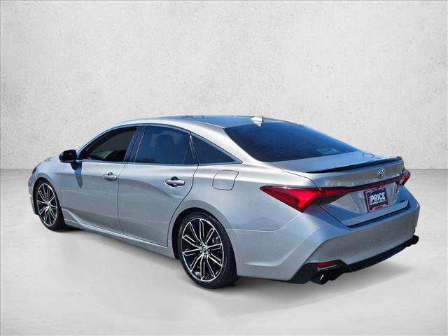 Used 2019 Toyota Avalon XSE w/ All Weather Liner Package FWD image 8