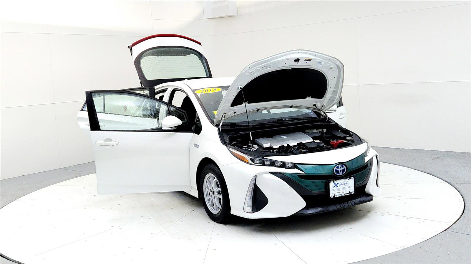 Used 2018 Toyota Prius Prime Premium image 9