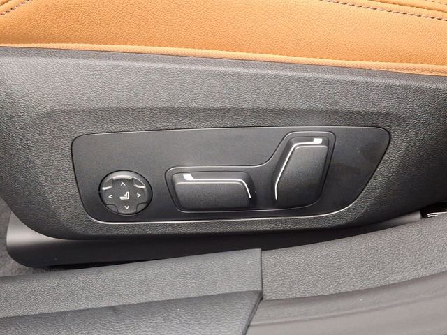 Certified 2025 BMW i4 xDrive40i w/ Driving Assistance Package image 13